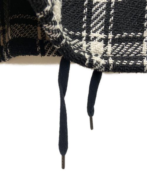 The Duffer of ST.George（ザ ダファーオブセントジョージ）The DUFFER of ST.GEORGE (ザ ダファーオブセントジョージ) PULLOVER HOODIE SHIRTS ホワイト×ブラック サイズ:XLの古着・服飾アイテム