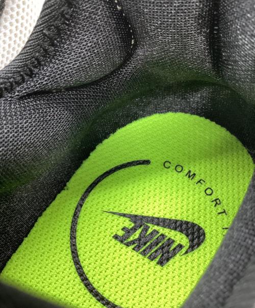 NIKE（ナイキ）NIKE (ナイキ) NIKE　AIR MAX INFINITY 2AMD　スニーカー ホワイト×グリーン サイズ:27.5ｃｍの古着・服飾アイテム