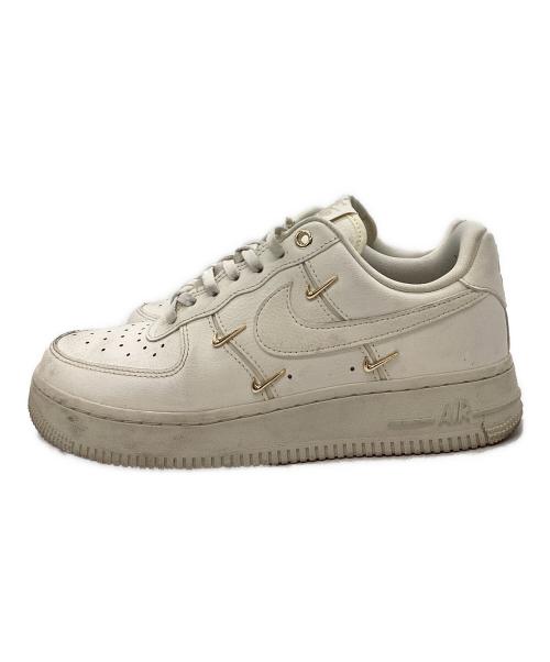 NIKE（ナイキ）NIKE (ナイキ) NIKE　AIR FORCE1　スニーカー ホワイト サイズ:24ｃｍの古着・服飾アイテム