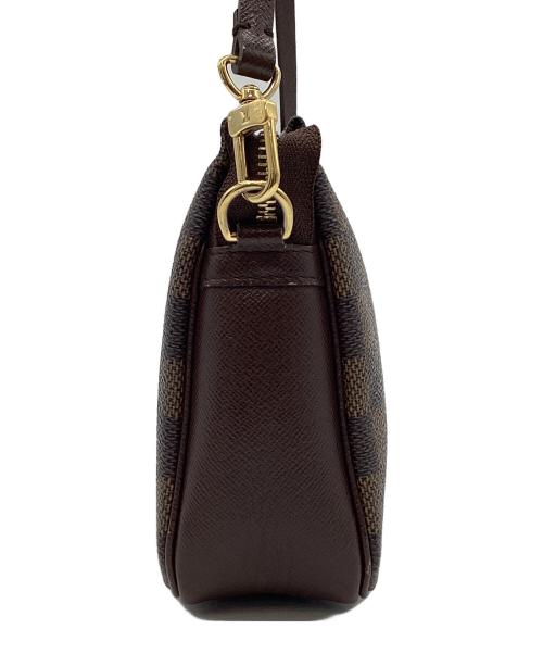 LOUIS VUITTON（ルイ ヴィトン）LOUIS VUITTON (ルイ ヴィトン) ハンドポーチ　トゥルース・メイクアップ ブラウンの古着・服飾アイテム