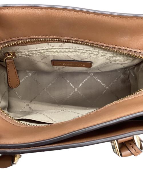 MICHAEL KORS（マイケル・コース）MICHAEL KORS (マイケル・コース) MICHAEL KORS　2WAYショルダーバッグ ブラウン×ホワイトの古着・服飾アイテム