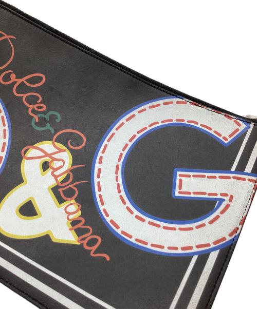 DOLCE & GABBANA（ドルチェ＆ガッバーナ）DOLCE & GABBANA (ドルチェ＆ガッバーナ) DOLCE & GABBANA　DGロゴクラッチバッグ ブラック×ホワイトの古着・服飾アイテム