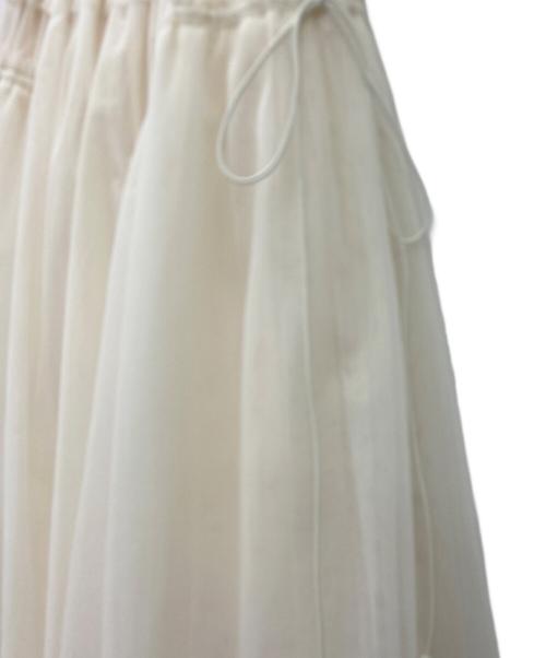 Snidel（スナイデル）Snidel (スナイデル) Chacott Susチュールスカート ホワイトの古着・服飾アイテム