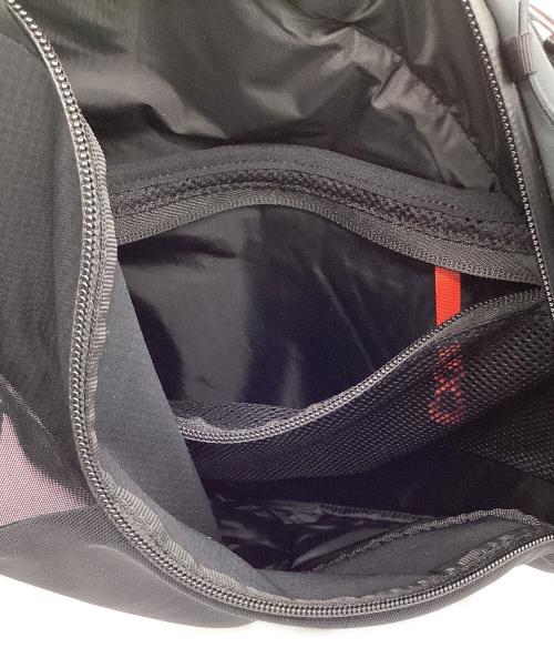 SALOMON（サロモン）SALOMON (サロモン) SALOMON　ADV CROSS BODY BAG　ショルダーバッグ ブラックの古着・服飾アイテム