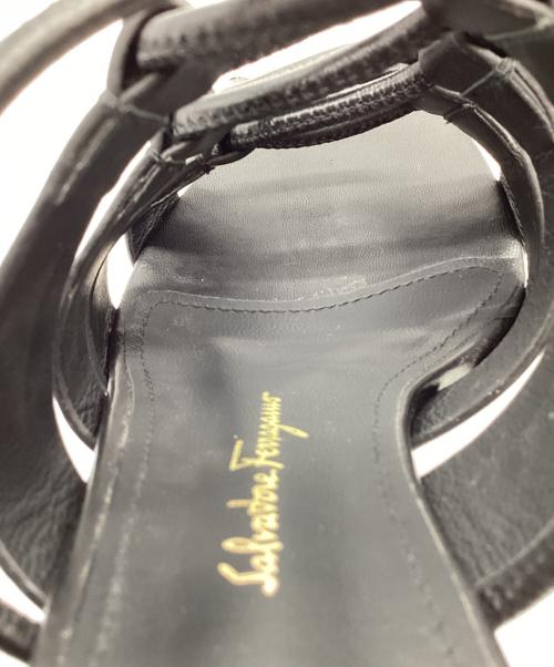 Salvatore Ferragamo（サルヴァトーレ フェラガモ）Salvatore Ferragamo (サルヴァトーレ フェラガモ) Salvatore Ferragamo　レースアップサンダル ブラック サイズ:5 1/2Dの古着・服飾アイテム