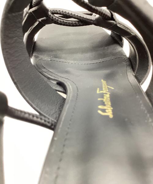 Salvatore Ferragamo（サルヴァトーレ フェラガモ）Salvatore Ferragamo (サルヴァトーレ フェラガモ) Salvatore Ferragamo　レースアップサンダル ブラック サイズ:5 1/2Dの古着・服飾アイテム