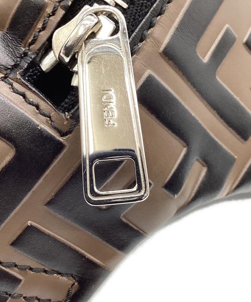 FENDI（フェンディ）FENDI (フェンディ) FENDI　ズッカ　ダイアゴナルベルトバッグ ブラウン×ブラックの古着・服飾アイテム