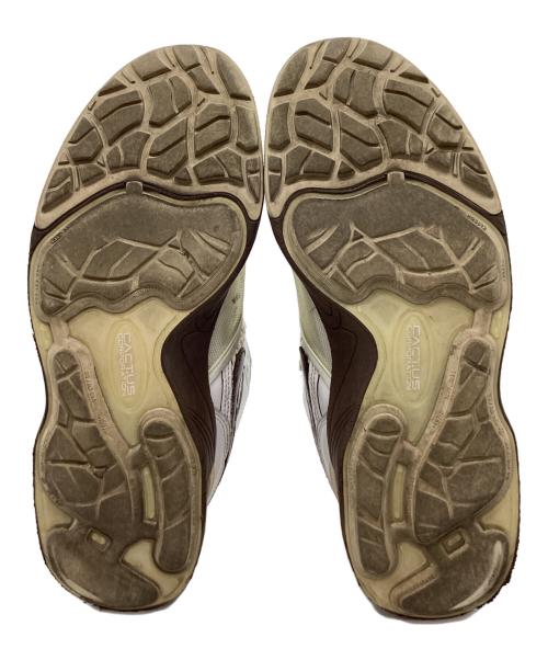 NIKE（ナイキ）NIKE (ナイキ) TRAVIS SCOTT (トラヴィススコット) NIKE　TRAVIS SCOTT　Zoom Field Jaxx　ローカットスニーカー ホワイト×ブラウン サイズ:27.5㎝の古着・服飾アイテム