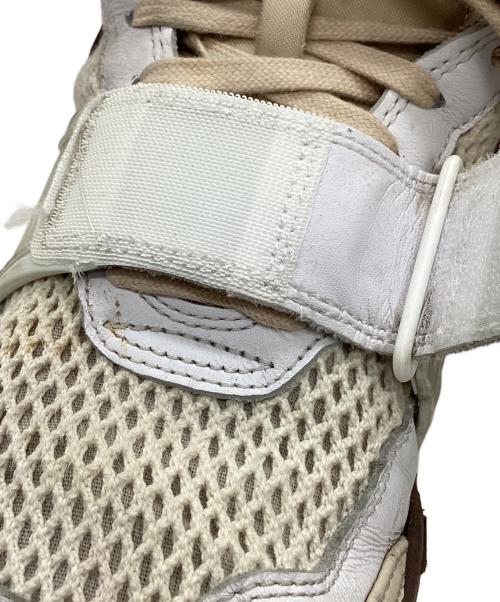 NIKE（ナイキ）NIKE (ナイキ) TRAVIS SCOTT (トラヴィススコット) NIKE　TRAVIS SCOTT　Zoom Field Jaxx　ローカットスニーカー ホワイト×ブラウン サイズ:27.5㎝の古着・服飾アイテム