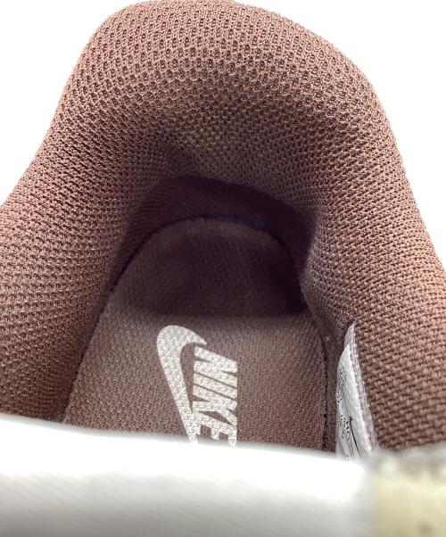 NIKE（ナイキ）NIKE (ナイキ) TRAVIS SCOTT (トラヴィススコット) NIKE　TRAVIS SCOTT　Zoom Field Jaxx　ローカットスニーカー ホワイト×ブラウン サイズ:27.5㎝の古着・服飾アイテム