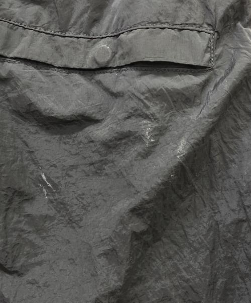 STONE ISLAND（ストーンアイランド）STONE ISLAND (ストーンアイランド) STONE ISLAND　ナイロンメタル イージーショーツ ブラック サイズ:SIZE 71cm (W28)の古着・服飾アイテム