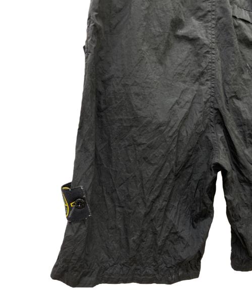 STONE ISLAND（ストーンアイランド）STONE ISLAND (ストーンアイランド) STONE ISLAND　ナイロンメタル イージーショーツ ブラック サイズ:SIZE 71cm (W28)の古着・服飾アイテム