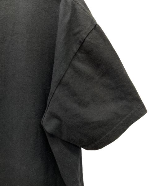 SUPREME（シュプリーム）Supreme (シュプリーム) KAWS (カウズ) 半袖カットソー ブラック サイズ:Mの古着・服飾アイテム