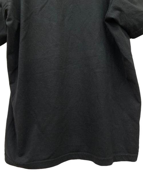 SUPREME（シュプリーム）Supreme (シュプリーム) KAWS (カウズ) 半袖カットソー ブラック サイズ:Mの古着・服飾アイテム