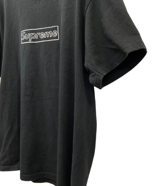 SUPREME（シュプリーム）Supreme (シュプリーム) KAWS (カウズ) 半袖カットソー ブラック サイズ:Mの古着・服飾アイテム