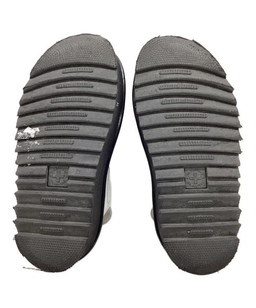 Dr.Martens（ドクターマーチン）Dr.Martens (ドクターマーチン) 厚底サンダル ホワイト×ブラック サイズ:UK4の古着・服飾アイテム