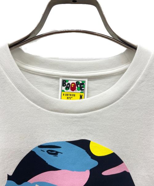 A BATHING APE（アベイシングエイプ）A BATHING APE (アベイシングエイプ) A BATHING APE半袖カットソー ホワイト×ブルー サイズ:Mの古着・服飾アイテム