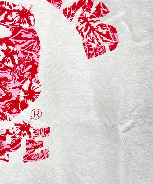 A BATHING APE（アベイシングエイプ）A BATHING APE (アベイシングエイプ) A BATHING APE　CAMO COLLEDE TEE　半袖カットソー ホワイト×レッド サイズ:Mの古着・服飾アイテム
