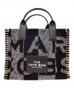 MARC JACOBSマークジェイコブス）の古着「MARC JACOBS　ザブランケットスモールトートバッグ」｜ブラック×ホワイト