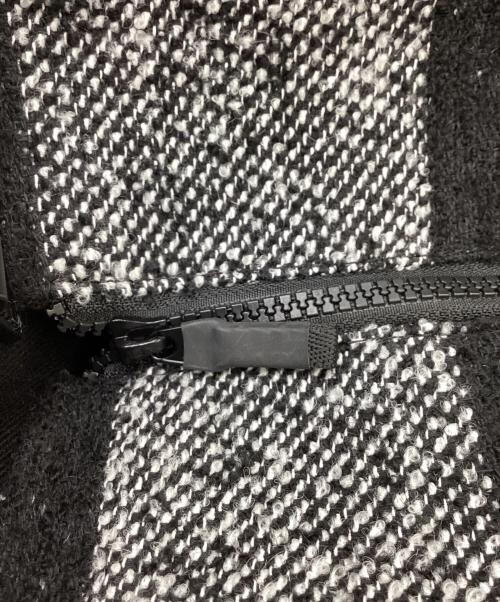MARC JACOBS（マークジェイコブス）MARC JACOBS (マークジェイコブス) MARC JACOBS　ザブランケットスモールトートバッグ ブラック×ホワイトの古着・服飾アイテム