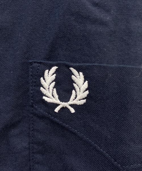 FRED PERRY（フレッドペリー）FRED PERRY (フレッドペリー) FRED PERRY　Oxford Short Sleeve Shirt　半袖シャツ ネイビー サイズ:Mの古着・服飾アイテム