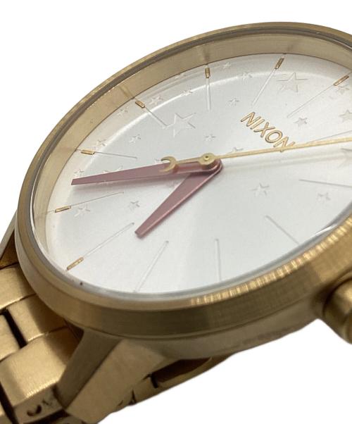 NIXON（ニクソン）NIXON (ニクソン) NIXON　腕時計 ホワイトの古着・服飾アイテム