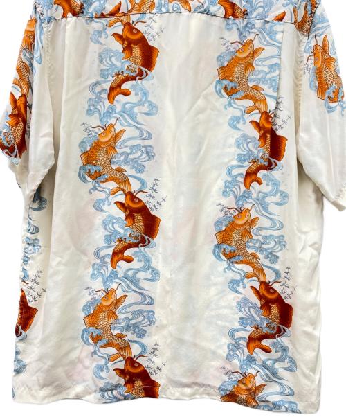 MAKANA LEI（マカナレイ）MAKANA LEI (マカナレイ) 半袖シャツ アイボリー×オレンジ サイズ:Lの古着・服飾アイテム