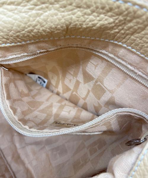 FURLA（フルラ）FURLA (フルラ) ワンショルダーバッグ ベージュの古着・服飾アイテム