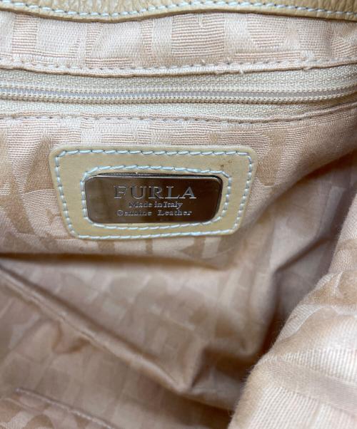 FURLA（フルラ）FURLA (フルラ) ワンショルダーバッグ ベージュの古着・服飾アイテム