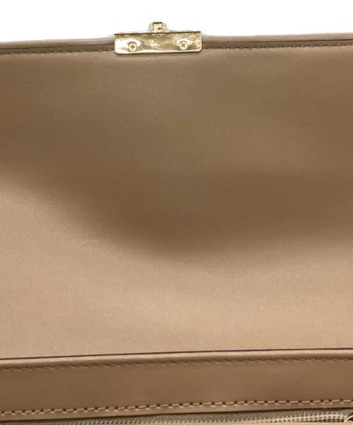 MICHAEL KORS（マイケルコース）MICHAEL KORS (マイケルコース) MICHAEL KORS　BRADSHAW スモール コンバーチブルショルダーバッグ ベージュ×ゴールドの古着・服飾アイテム