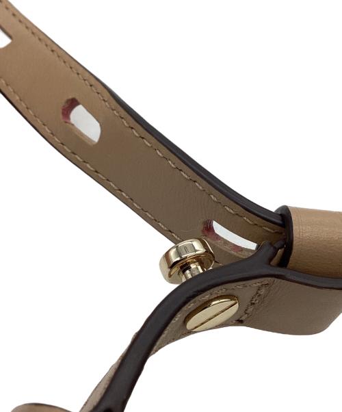 MICHAEL KORS（マイケルコース）MICHAEL KORS (マイケルコース) MICHAEL KORS　BRADSHAW スモール コンバーチブルショルダーバッグ ベージュ×ゴールドの古着・服飾アイテム