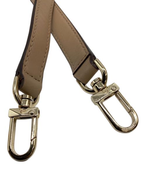 MICHAEL KORS（マイケルコース）MICHAEL KORS (マイケルコース) MICHAEL KORS　BRADSHAW スモール コンバーチブルショルダーバッグ ベージュ×ゴールドの古着・服飾アイテム