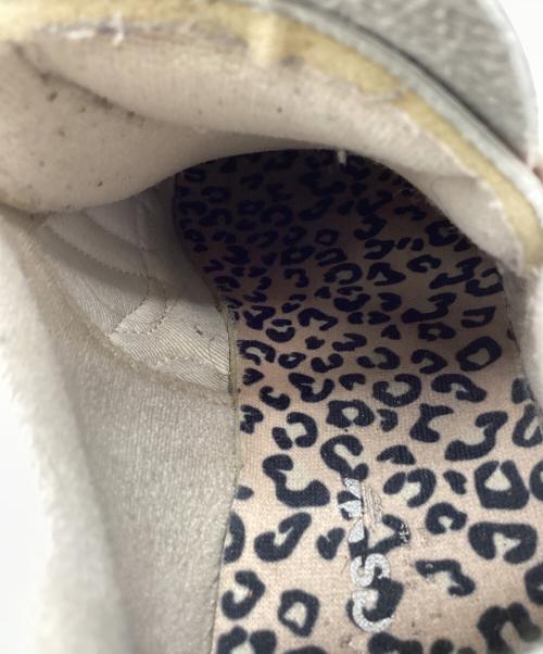 adidas（アディダス）adidas (アディダス) adidas　オズガイア　スニーカー ピンクベージュ サイズ:24㎝の古着・服飾アイテム