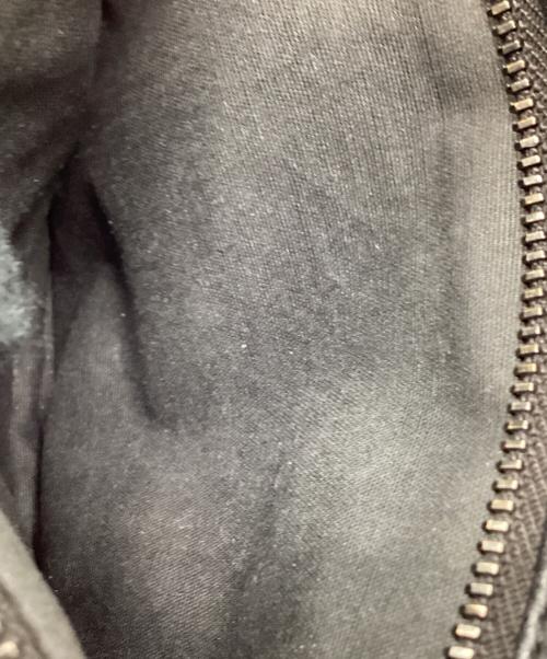 BOTTEGA VENETA（ボッテガベネタ）BOTTEGA VENETA (ボッテガベネタ) BOTTEGA VENETA　イントレチャート　ボディバッグ ブラックの古着・服飾アイテム