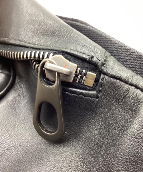 BOTTEGA VENETA（ボッテガベネタ）BOTTEGA VENETA (ボッテガベネタ) BOTTEGA VENETA　イントレチャート　ボディバッグ ブラックの古着・服飾アイテム