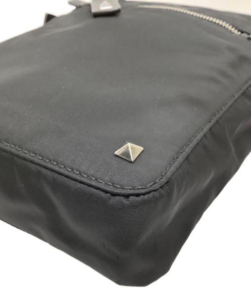 VALENTINO（ヴァレンティノ）VALENTINO (ヴァレンティノ) ナイロンクロスボディバッグ ブラック サイズ:なしの古着・服飾アイテム