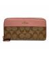 COACH（コーチ）の古着「COACH　長財布」｜ピンク×ベージュ