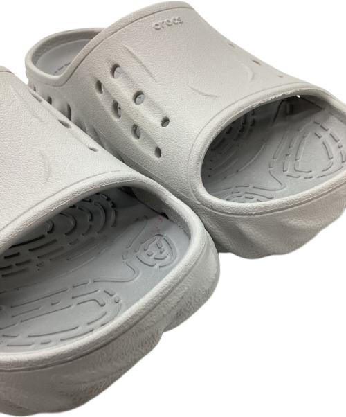 crocs（クロックス）crocs (クロックス) crocs　ECHO SLIDE　サンダル ライトグレー サイズ:W7の古着・服飾アイテム