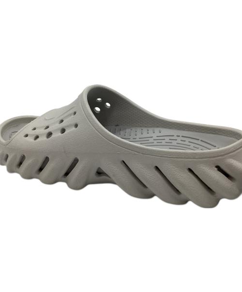 crocs（クロックス）crocs (クロックス) crocs　ECHO SLIDE　サンダル ライトグレー サイズ:W7の古着・服飾アイテム