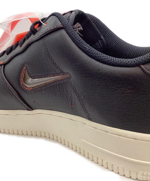 NIKE（ナイキ）NIKE (ナイキ) NIKE　Air Force 1 Low 07　ローカットスニーカー ブラック×オレンジ サイズ:27.5㎝の古着・服飾アイテム