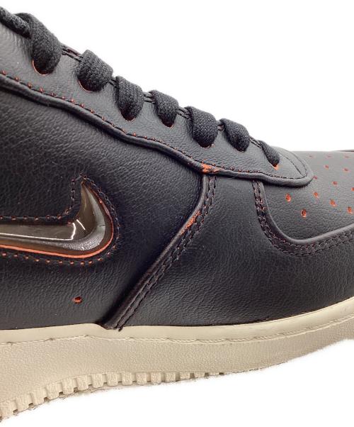NIKE（ナイキ）NIKE (ナイキ) NIKE　Air Force 1 Low 07　ローカットスニーカー ブラック×オレンジ サイズ:27.5㎝の古着・服飾アイテム