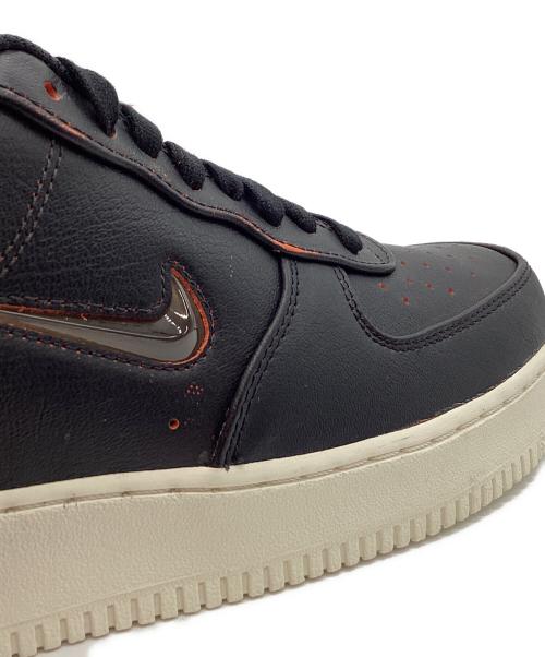 NIKE（ナイキ）NIKE (ナイキ) NIKE　Air Force 1 Low 07　ローカットスニーカー ブラック×オレンジ サイズ:27.5㎝の古着・服飾アイテム