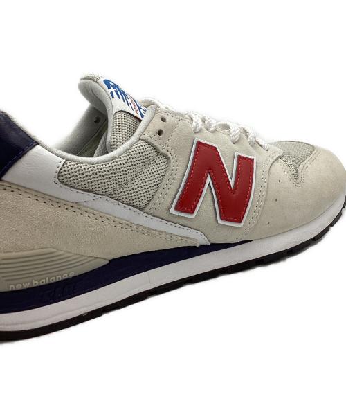 NEW BALANCE（ニューバランス）NEW BALANCE (ニューバランス) NEW BALANCE　スニーカー アイボリー×ライトグレー サイズ:27㎝の古着・服飾アイテム