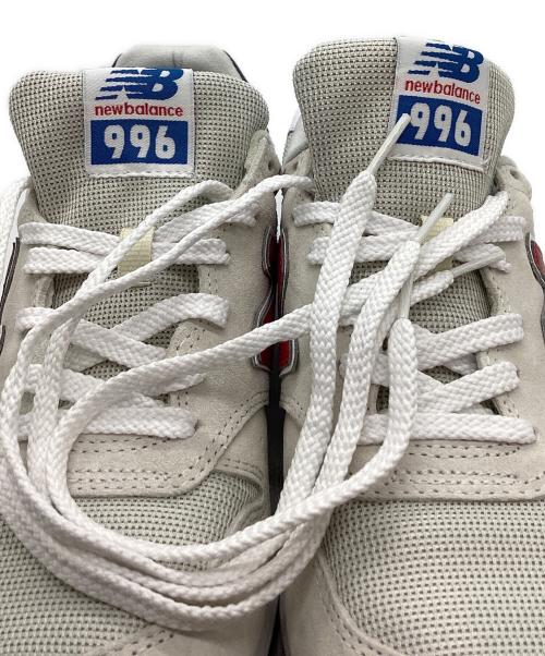 NEW BALANCE（ニューバランス）NEW BALANCE (ニューバランス) NEW BALANCE　スニーカー アイボリー×ライトグレー サイズ:27㎝の古着・服飾アイテム