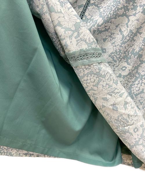 HER LIP TO（ハーリップトゥ）HER LIP TO (ハーリップトゥ) Lace Trimmed Floral Dress グリーン×ホワイト サイズ:Mの古着・服飾アイテム