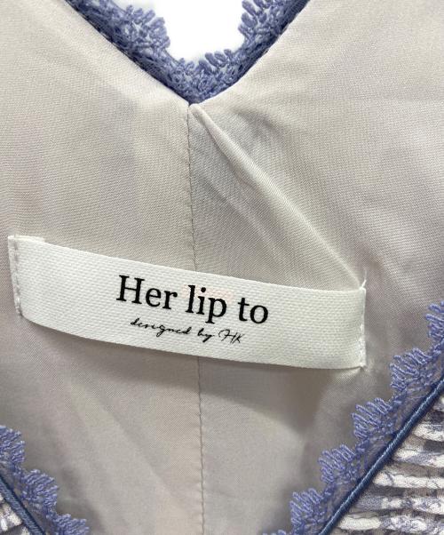 HER LIP TO（ハーリップトゥ）HER LIP TO (ハーリップトゥ) Lace Trimmed Floral Dress パープル×ホワイト サイズ:M 未使用品の古着・服飾アイテム