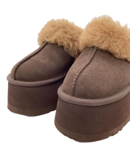 UGG（アグ）UGG (アグ) UGG　Funkette　サンダル ブラウン サイズ:23Cmの古着・服飾アイテム