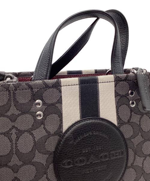 COACH（コーチ）COACH (コーチ) COACH　シグネチャー　デンプシーバッチ　2WAYショルダーバッグ ブラック×グレーの古着・服飾アイテム
