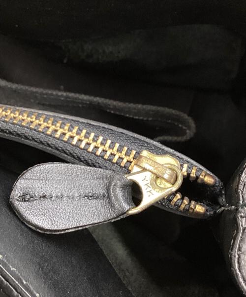 Accessoires De Mademoiselle（アクセソワ・ドゥ・マドモアゼル）Accessoires De Mademoiselle (アクセソワ・ドゥ・マドモアゼル) Accessoires De Mademoiselle　レザートートバッグ ブラックの古着・服飾アイテム