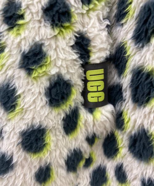 UGG（アグ）UGG (アグ) UGG　ボアプルオーバーパーカー ベージュ×ブラック サイズ:XSの古着・服飾アイテム